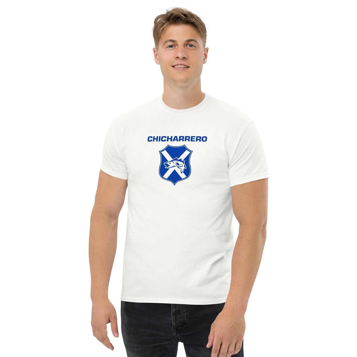 Camiseta blanca Tenerife equipo fútbol Chicharrero pez chicharro escudo front